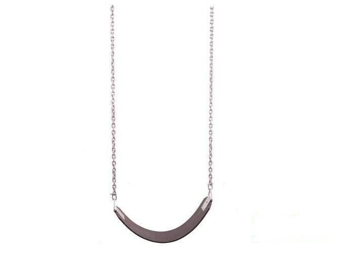 Flexible Schaukel an einer Kette für einen öffentlichen Spielplatz